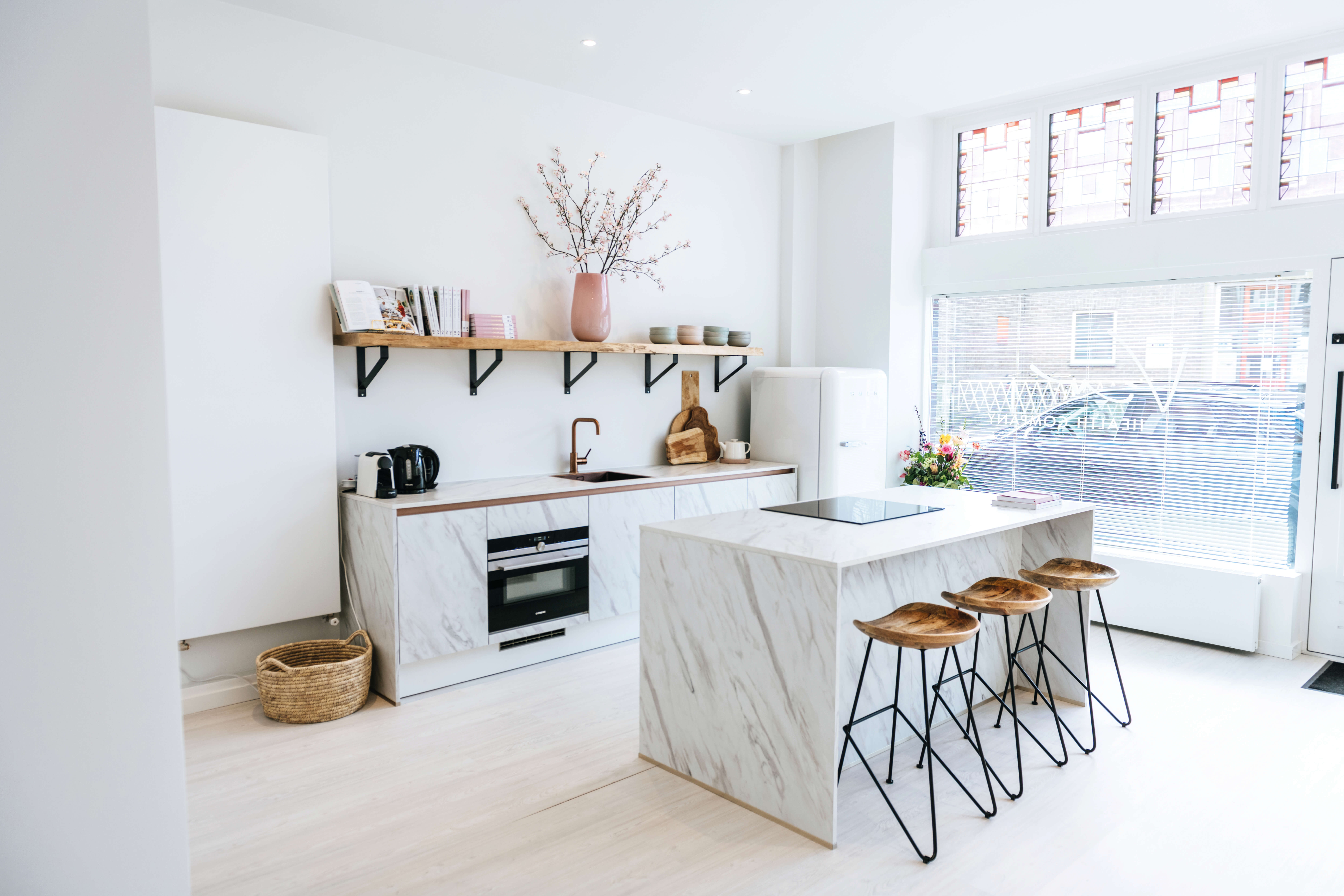 Midden Zoeken knoop Marmeren keuken: welk keukenblad en achterwand passen bij jouw stijl?