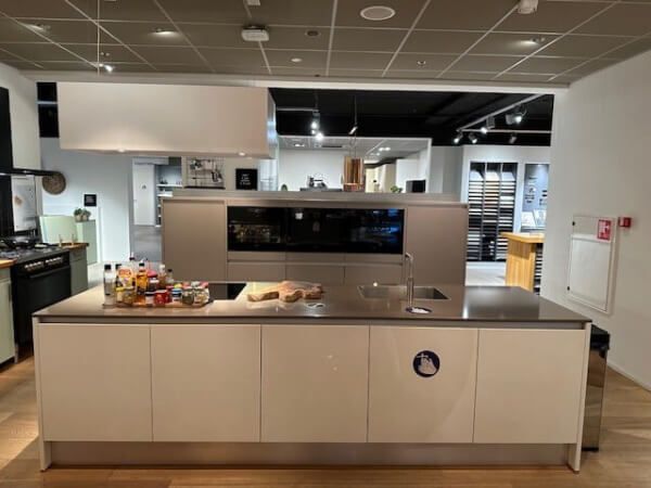 Showroomkeuken Olympia Leem (gebruikerskeuken)